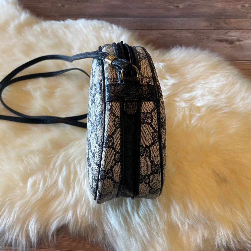 Gucci | vintage Ophidia GG Round Bag | Navy - Picture 7 of 16